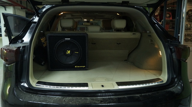 сабвуфер INFINITI QX70